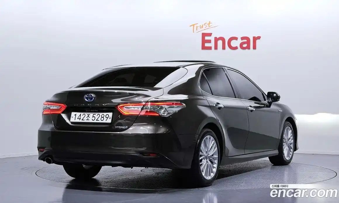 Toyota Camry 2020 2.5 Автомат в Москве № 170312, фото 13