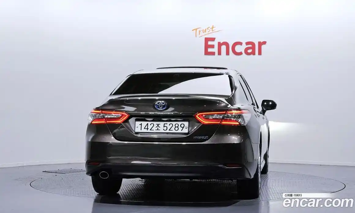 Toyota Camry 2020 2.5 Автомат в Москве № 170312, фото 3