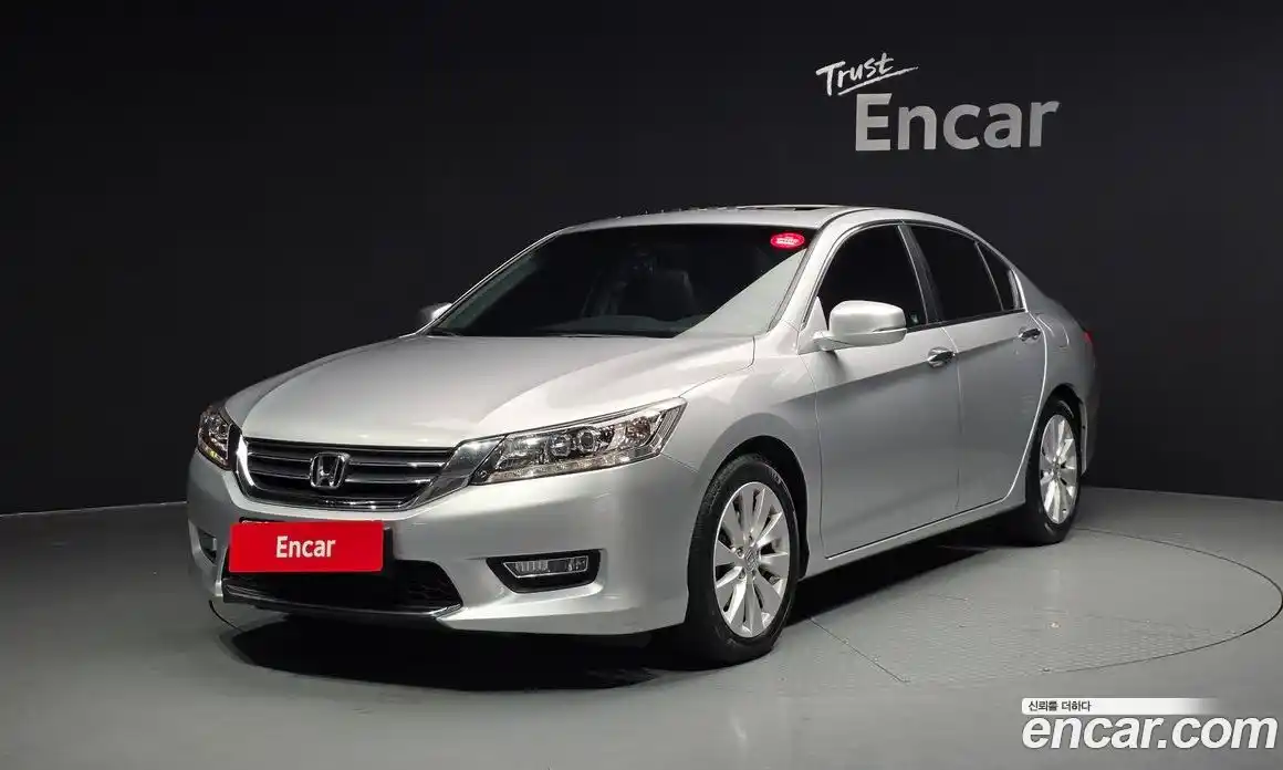 Honda Accord 2013 2.4 Автомат в Москве № 170646, фото 12