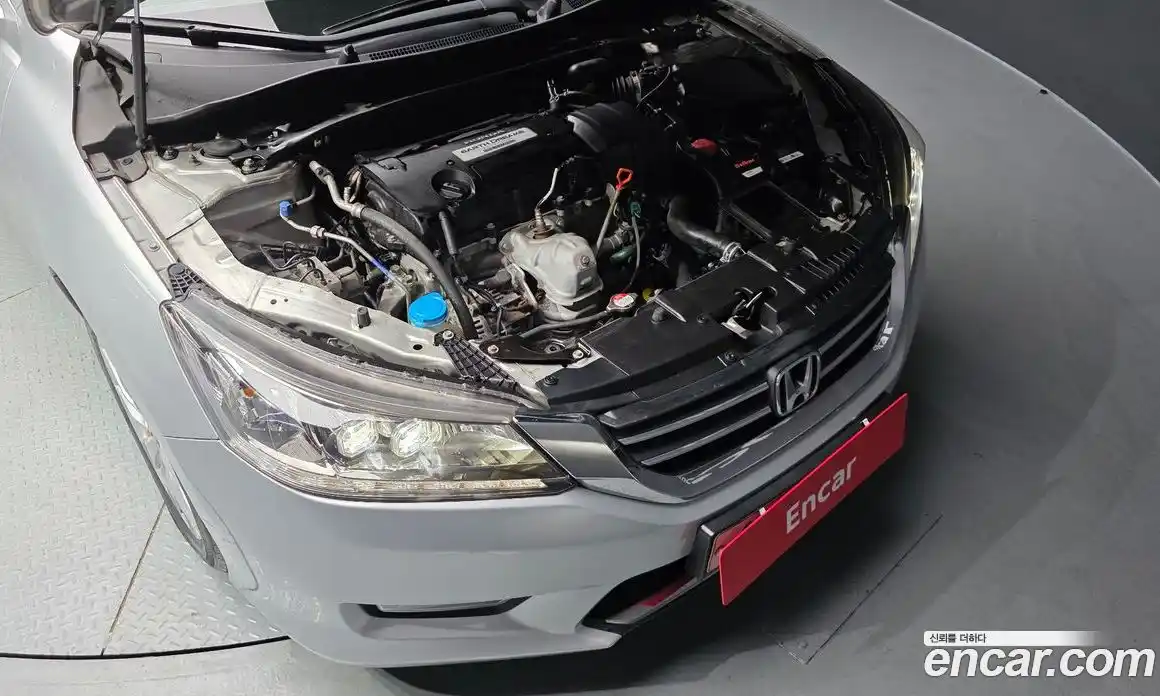 Honda Accord 2013 2.4 Автомат в Москве № 170646, фото 15