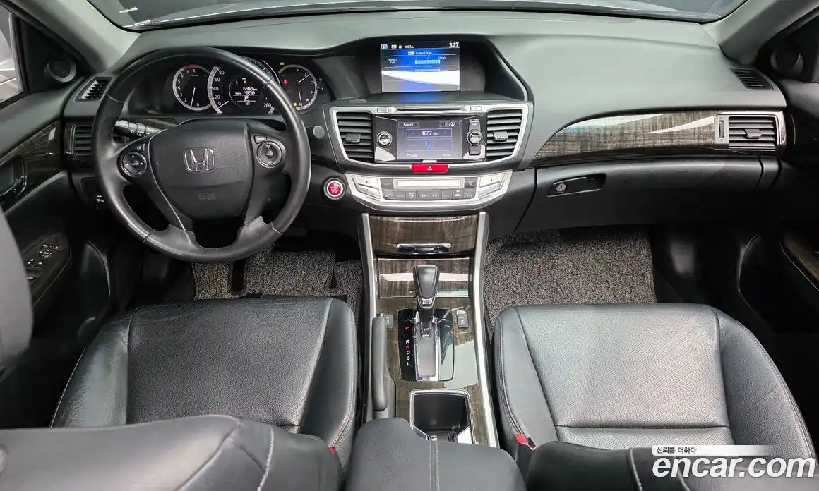 Honda Accord 2013 2.4 Автомат в Москве № 170646, фото 17