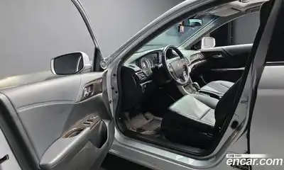Honda Accord 2013 2.4 Автомат в Москве № 170646, миниатюра 6
