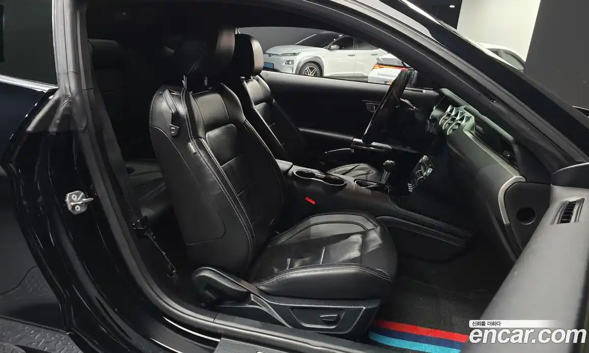 Ford Mustang 2023 2.3 Автомат в Москве № 170740, фото 10