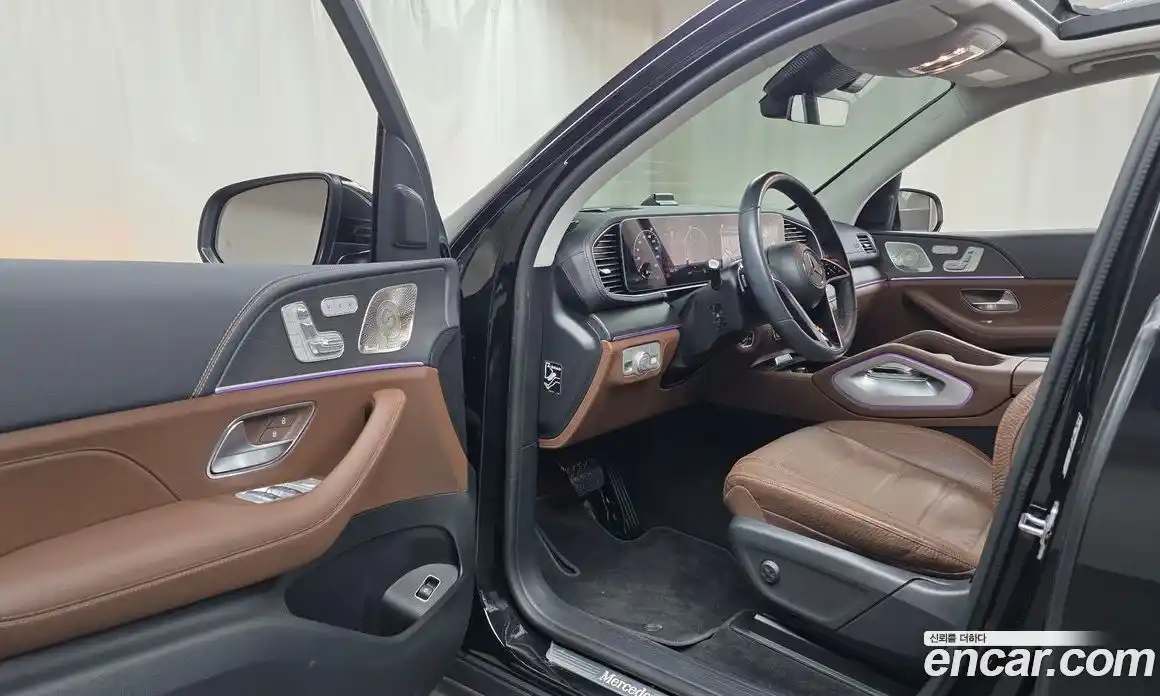 Mercedes-Benz GLE-Class 2023 3.0 Автомат в Москве № 175492, фото 12