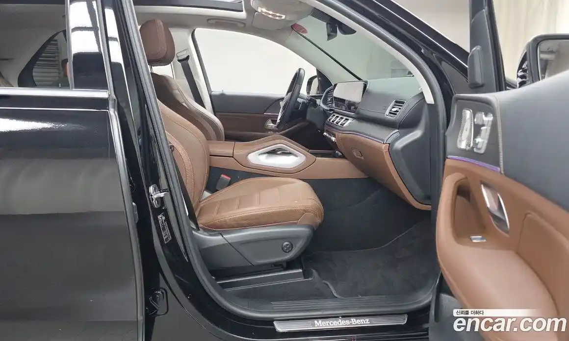 Mercedes-Benz GLE-Class 2023 3.0 Автомат в Москве № 175492, фото 5