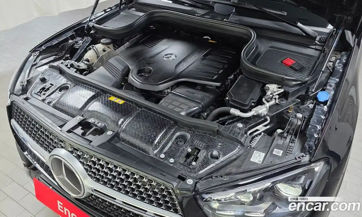 Mercedes-Benz GLE-Class 2023 3.0 Автомат в Москве № 175492, фото 8