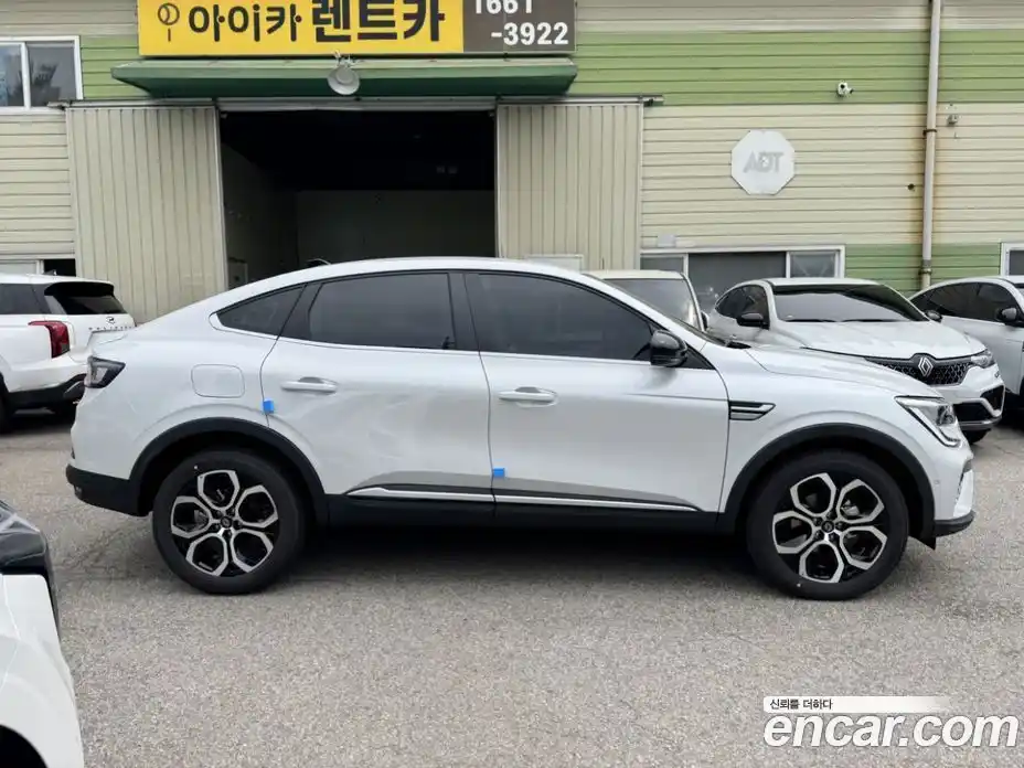 Renault Arkana 2026 1.6 Автомат в Москве № 176140, фото 4