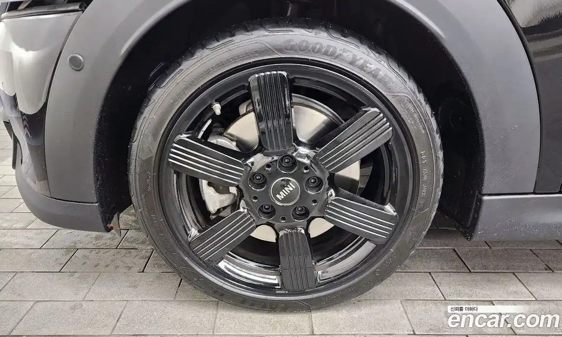 Mini Cooper Convertible 2022 2.0 Автомат в Москве № 177370, фото 13