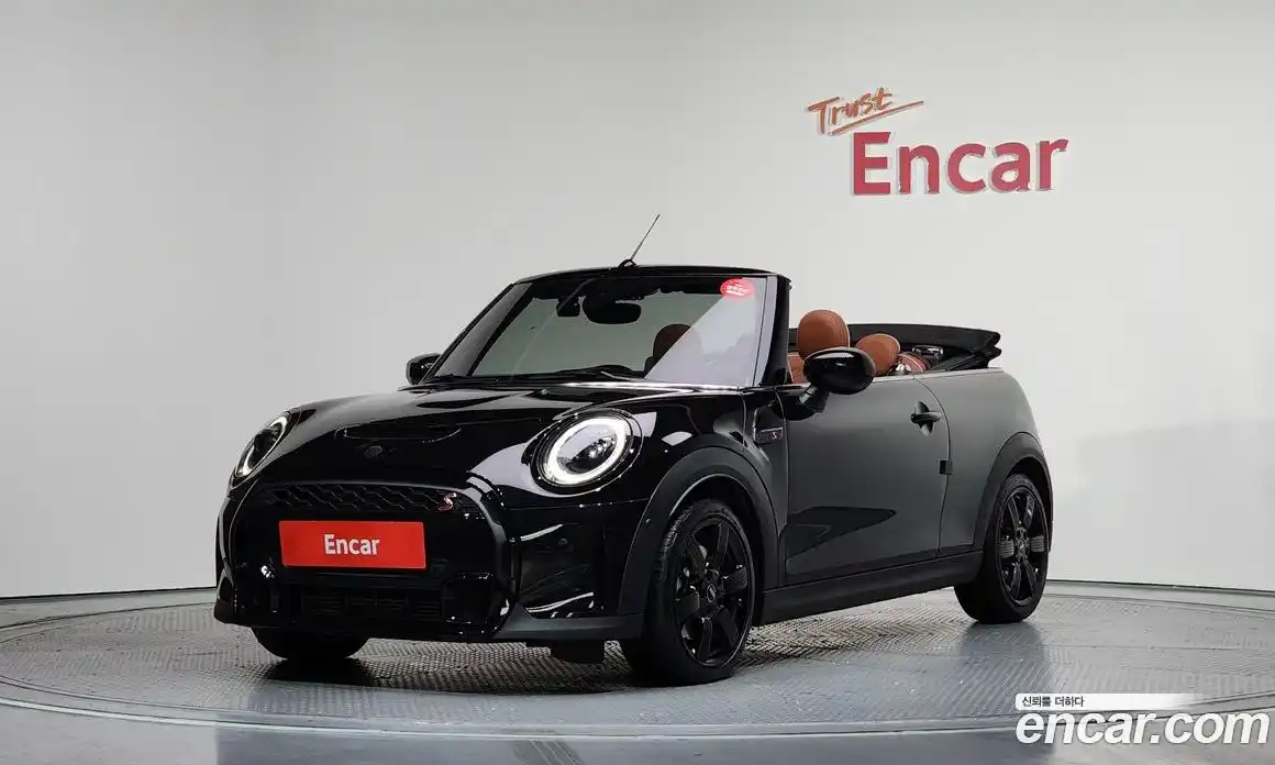 Mini Cooper Convertible 2022 2.0 Автомат в Москве № 177370, фото 16