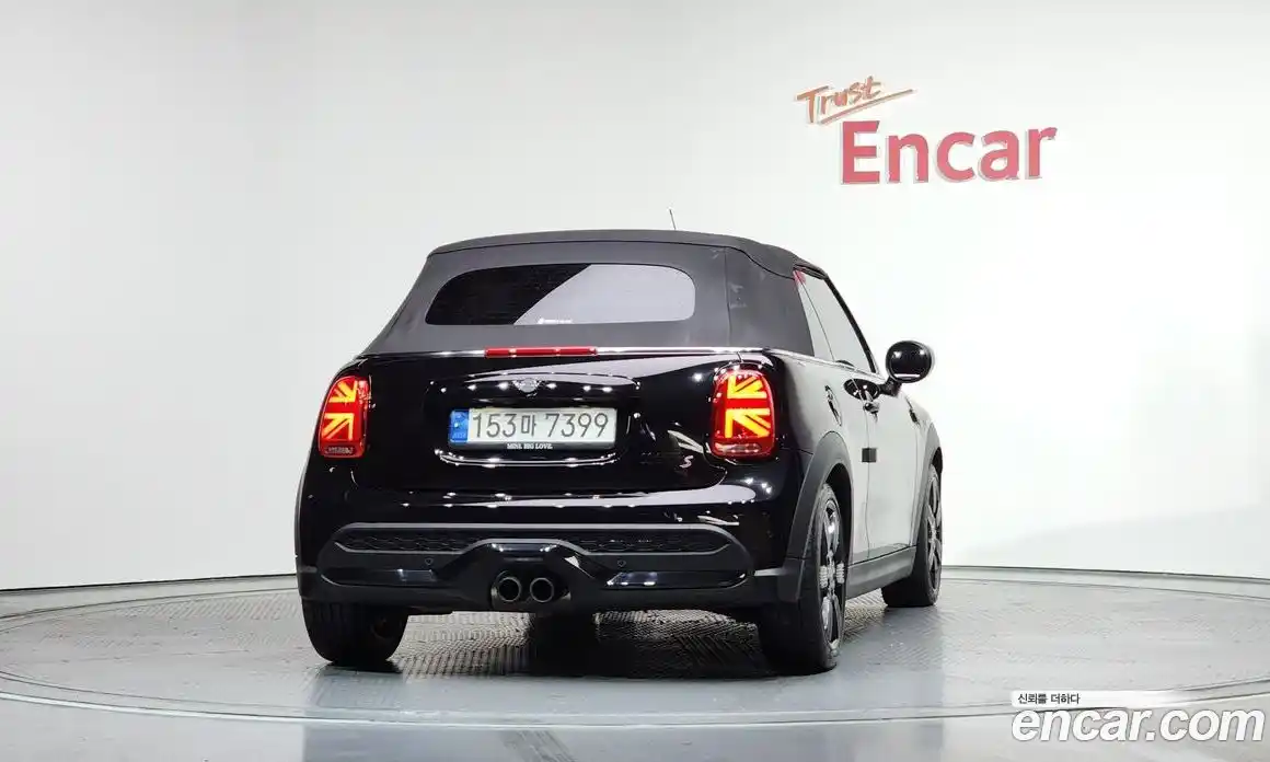 Mini Cooper Convertible 2022 2.0 Автомат в Москве № 177370, фото 17