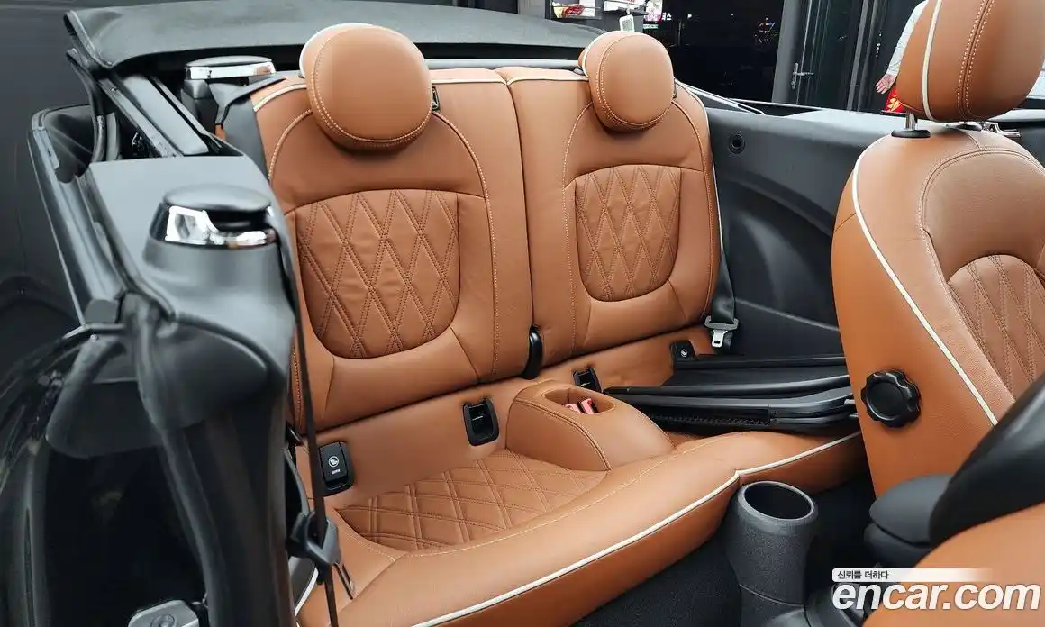 Mini Cooper Convertible 2022 2.0 Автомат в Москве № 177370, фото 6