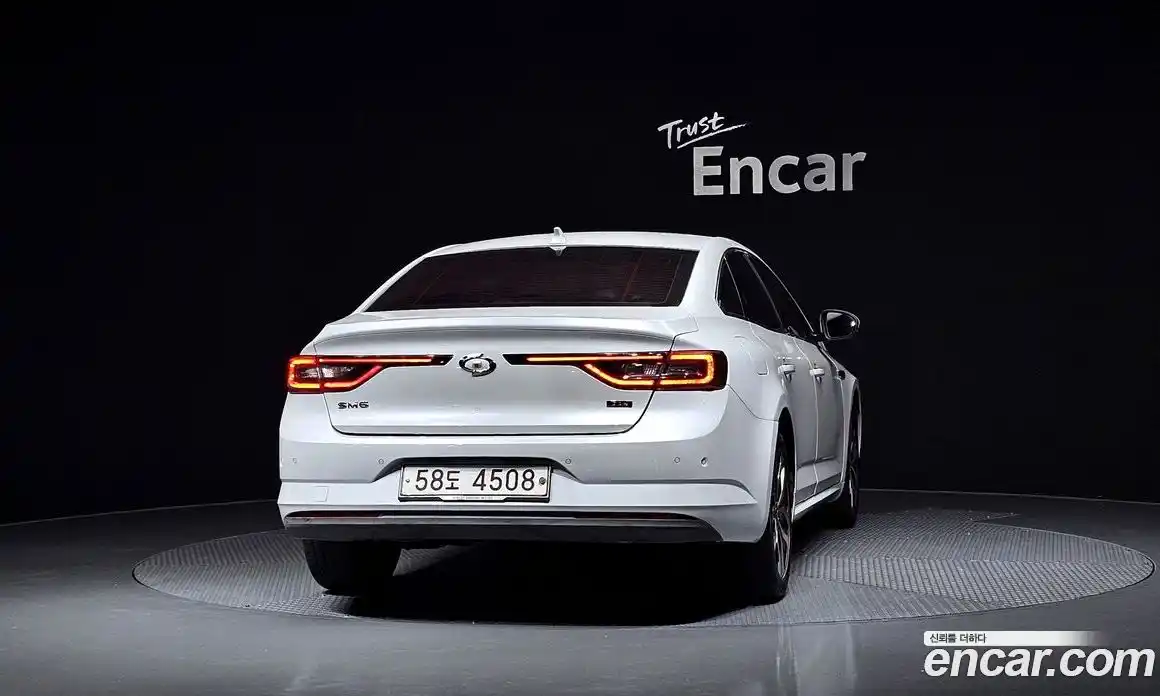 Renault SM6 2017 2.0 Автомат в Москве № 180136, фото 9