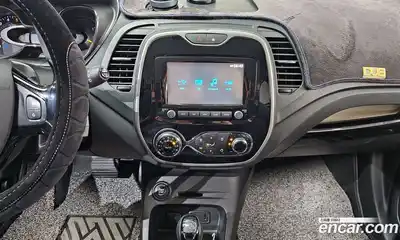 Renault QM3 2015 1.5 Автомат в Москве № 181487, миниатюра 6