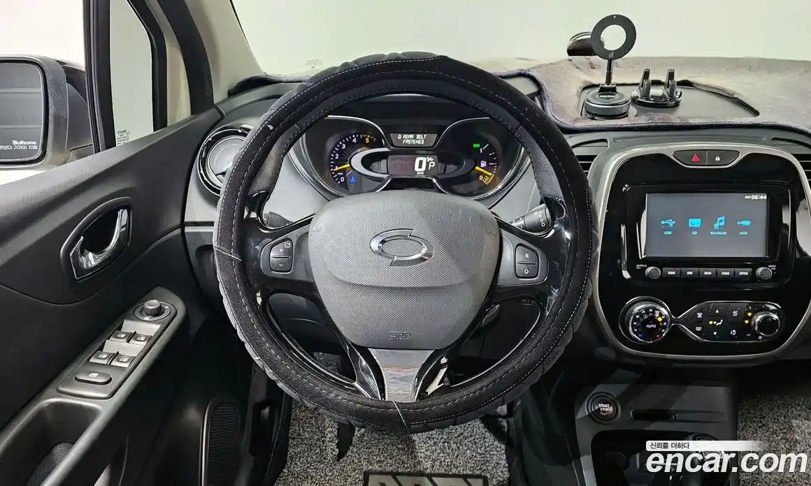 Renault QM3 2015 1.5 Автомат в Москве № 181487, фото 9