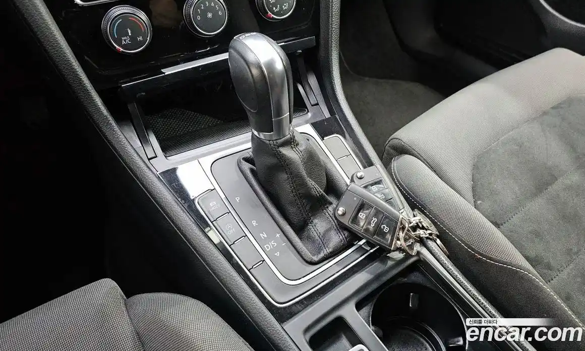 Volkswagen Golf 2014 1.6 Автомат в Москве № 185746, фото 16