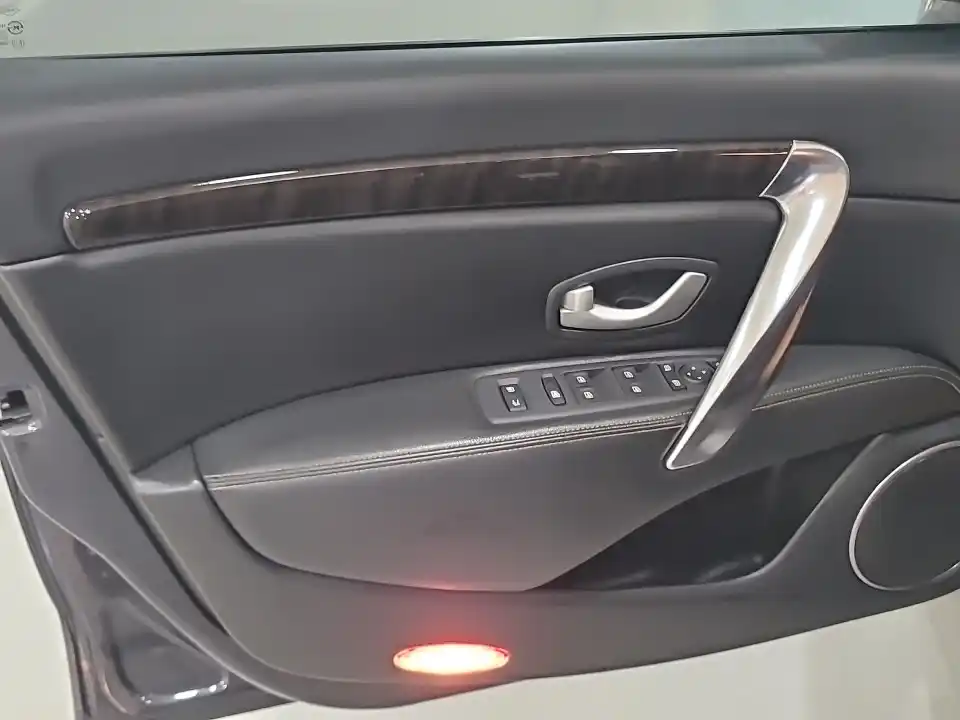 Renault SM7 2012 2.5 Автомат в Москве № 186354, фото 14