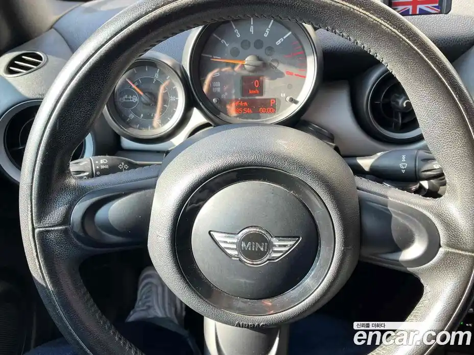 Mini Cooper Convertible 2015 1.6 Автомат в Москве № 188688, фото 10