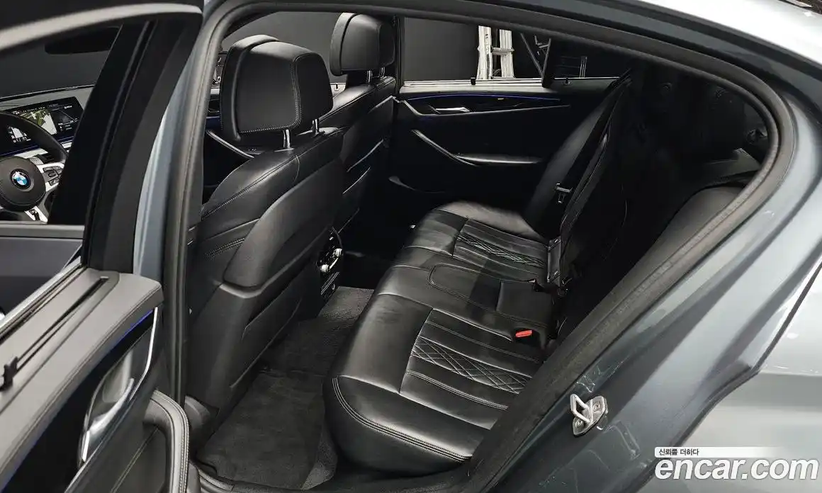 BMW 5-Series 2018 2.0 Автомат в Москве № 189852, фото 13