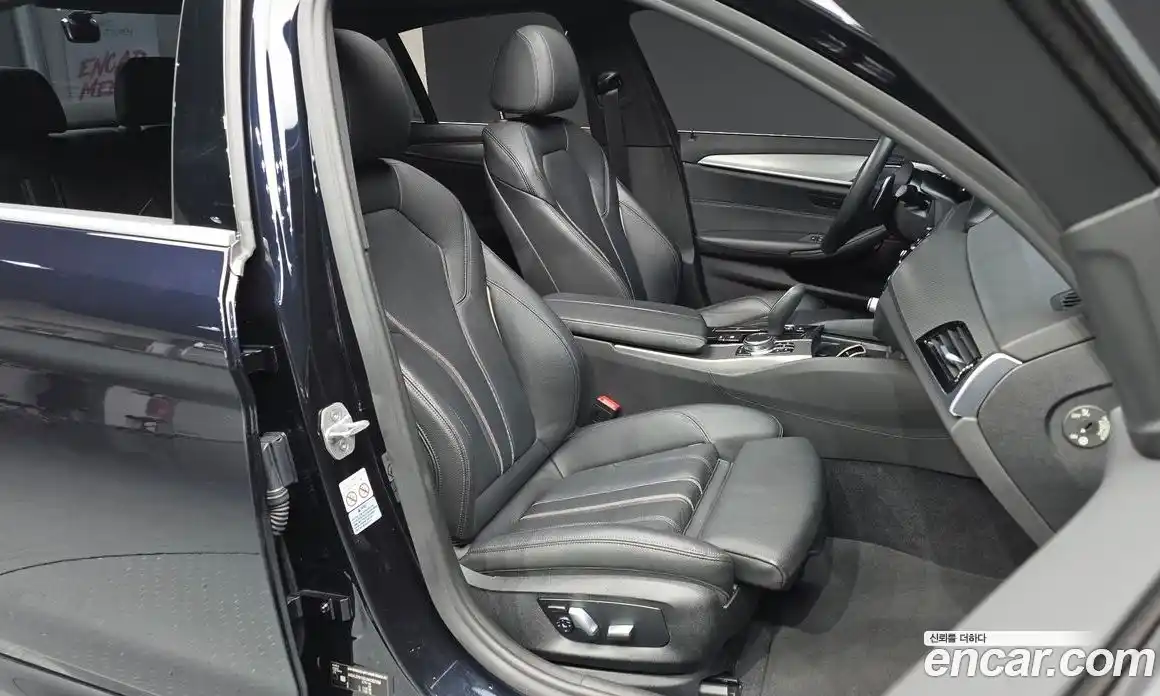 BMW 5-Series 2018 2.0 Автомат в Москве № 190108, фото 11