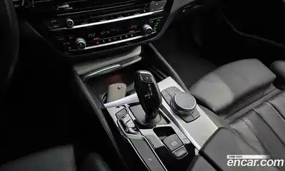 BMW 5-Series 2018 2.0 Автомат в Москве № 190108, миниатюра 10