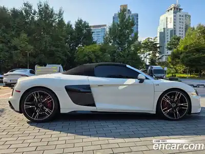 Audi R8 2020 5.2 Робот в Москве № 191976, миниатюра 9