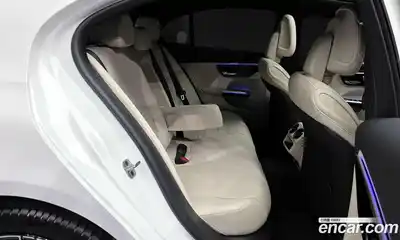 Mercedes-Benz C-Class 2025 2.0 Автомат в Москве № 193633, миниатюра 12