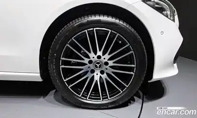 Mercedes-Benz C-Class 2025 2.0 Автомат в Москве № 193633, миниатюра 5