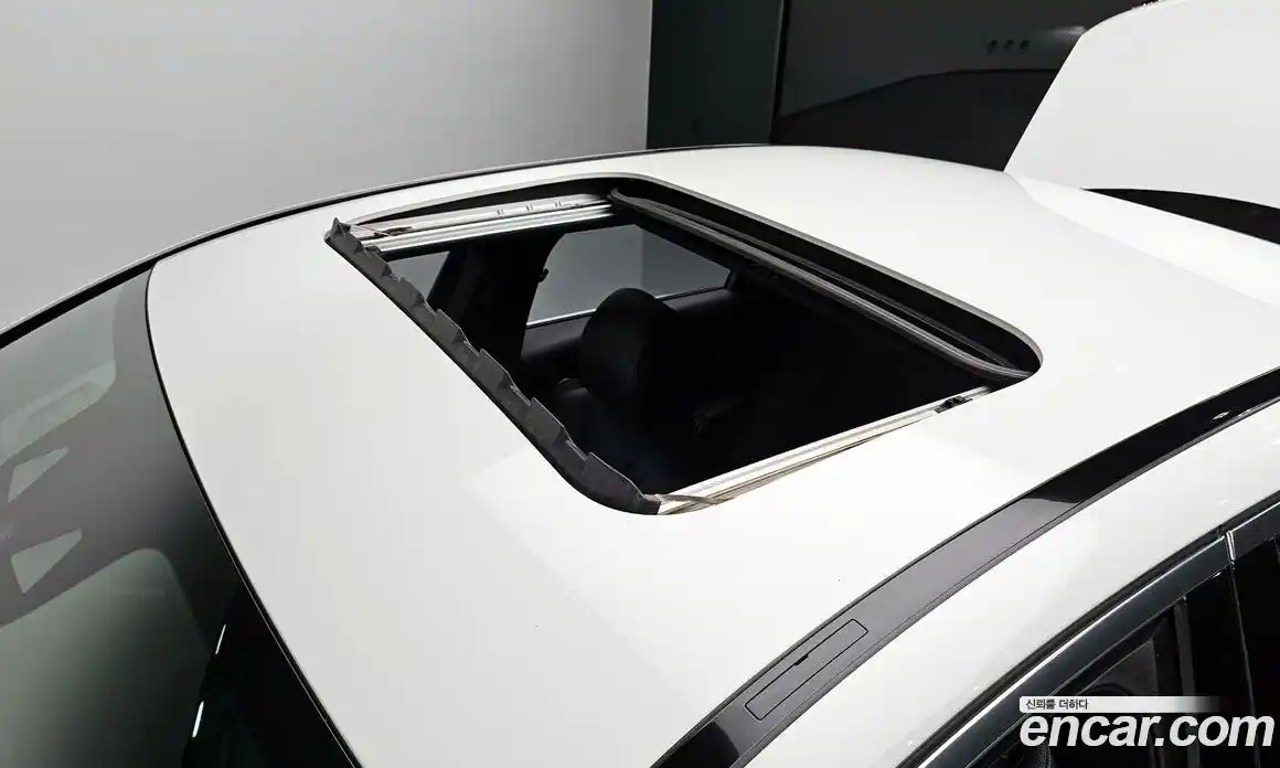 Mercedes-Benz E-Class 2022 1.9 Автомат в Москве № 195152, фото 19