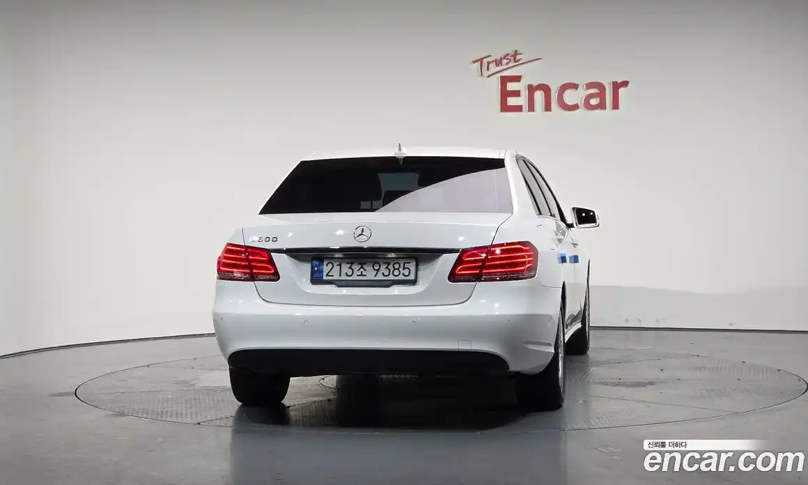 Mercedes-Benz E-Class 2014 3.5 Автомат в Москве № 195420, фото 16