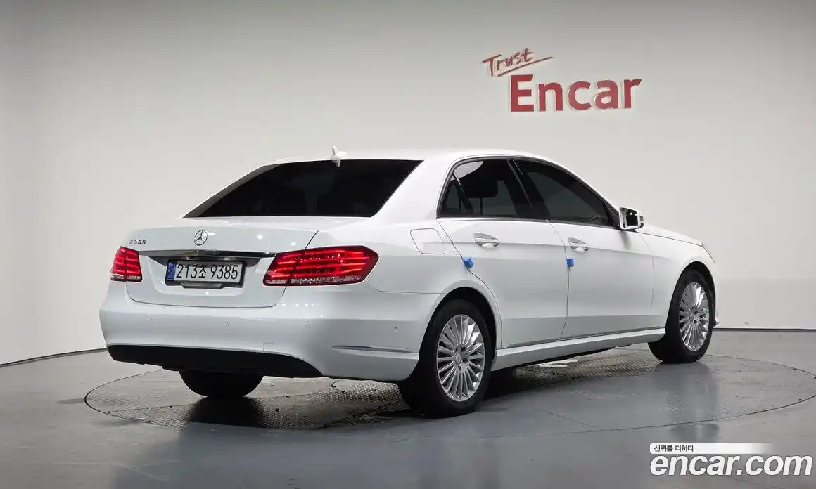 Mercedes-Benz E-Class 2014 3.5 Автомат в Москве № 195420, фото 19