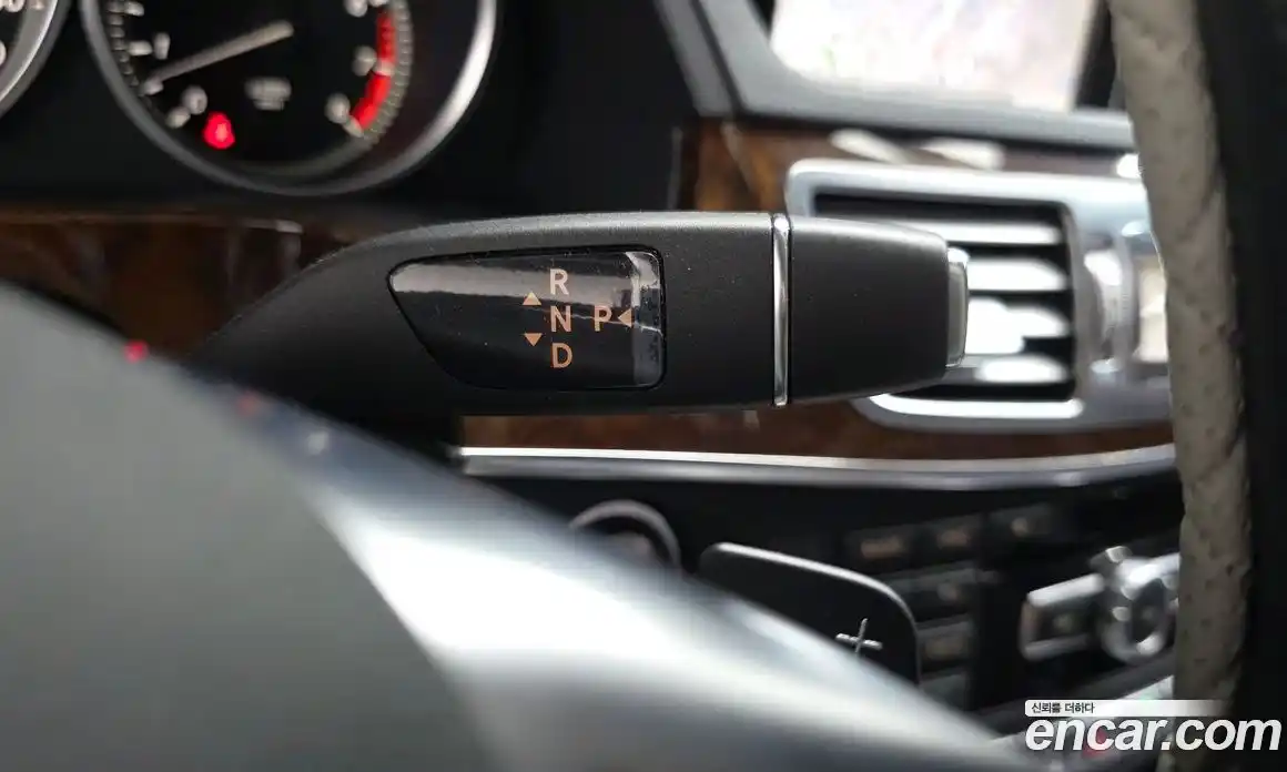 Mercedes-Benz E-Class 2014 3.5 Автомат в Москве № 195420, фото 5