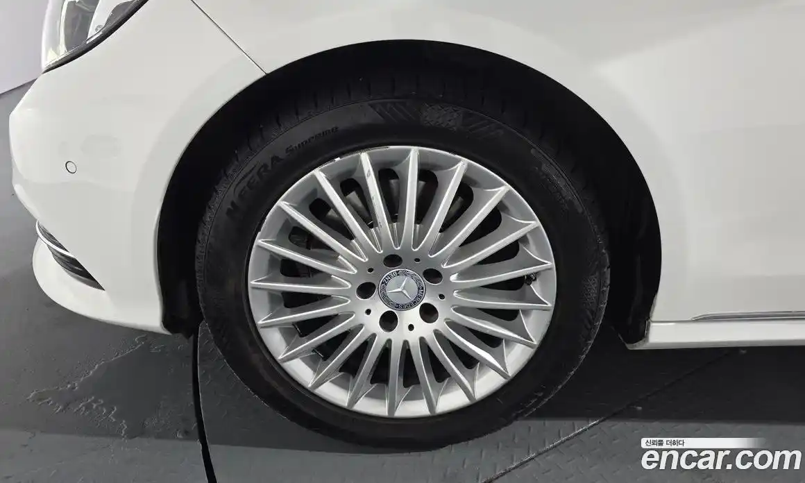 Mercedes-Benz E-Class 2014 3.5 Автомат в Москве № 195420, фото 10