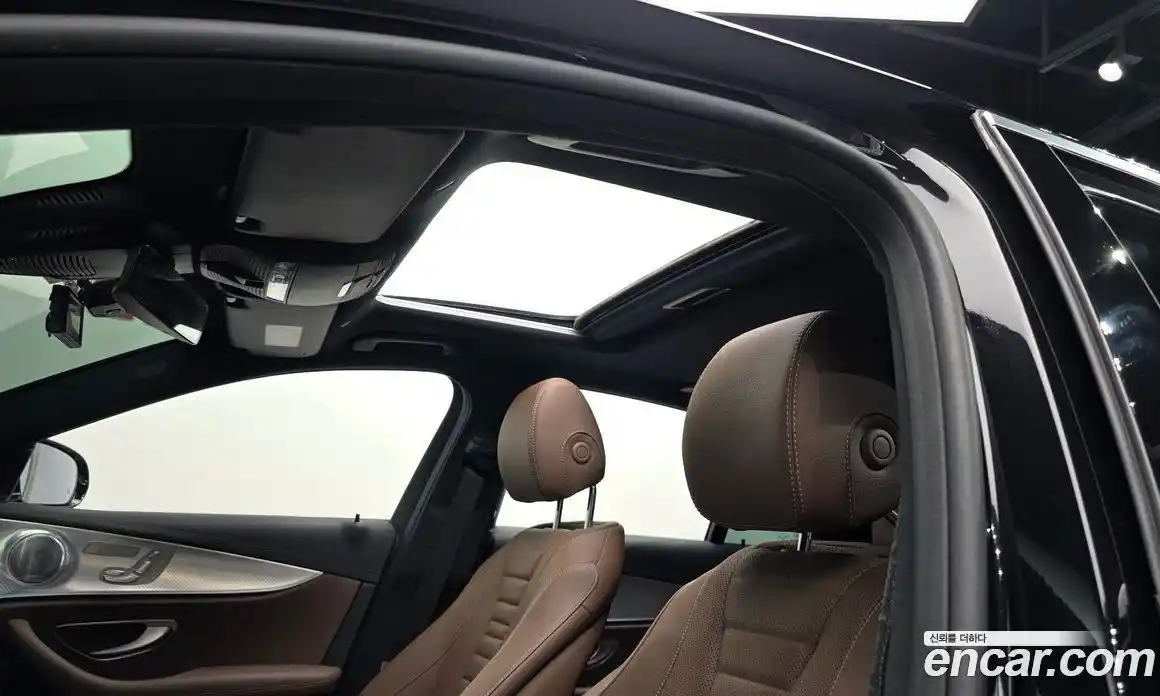 Mercedes-Benz E-Class 2021 2.0 Автомат в Москве № 195466, фото 16