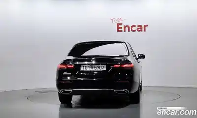 Mercedes-Benz E-Class 2021 2.0 Автомат в Москве № 195466, миниатюра 4