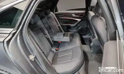 Audi A6 2023 2.0 Автомат в Москве № 196146, миниатюра 12