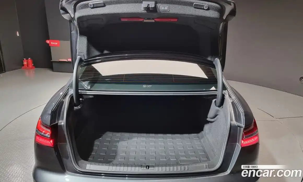 Audi A6 2023 2.0 Автомат в Москве № 196146, фото 20