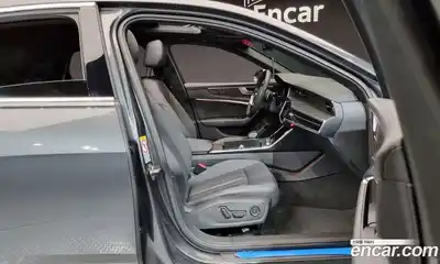 Audi A6 2023 2.0 Автомат в Москве № 196146, миниатюра 3