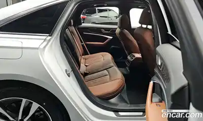 Audi A6 2022 2.0 Автомат в Москве № 196171, миниатюра 12