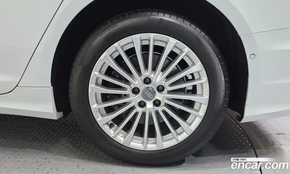 Audi A6 2020 2.0 Автомат в Москве № 196400, фото 15