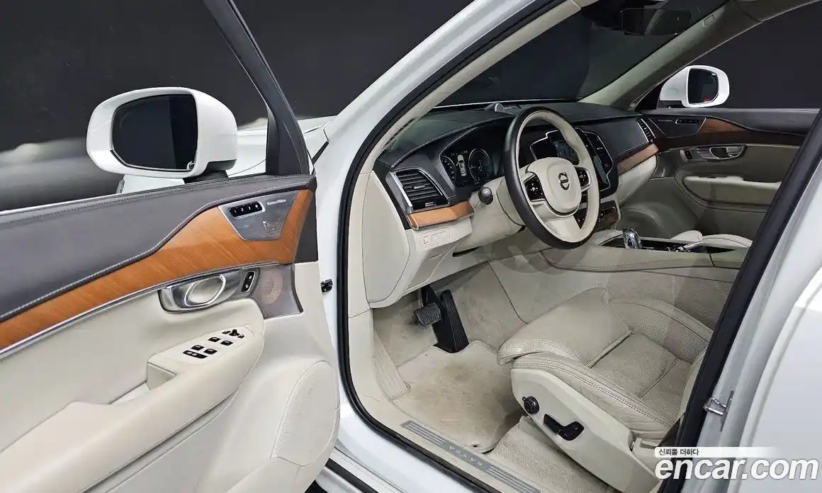 Volvo XC90 2017 2.0 Автомат в Москве № 197095, фото 16