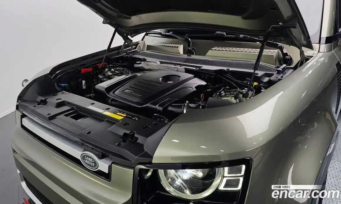 Land Rover Defender 2020 2.0 Автомат в Москве № 198117, фото 11