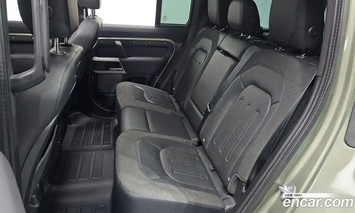 Land Rover Defender 2020 2.0 Автомат в Москве № 198117, фото 12