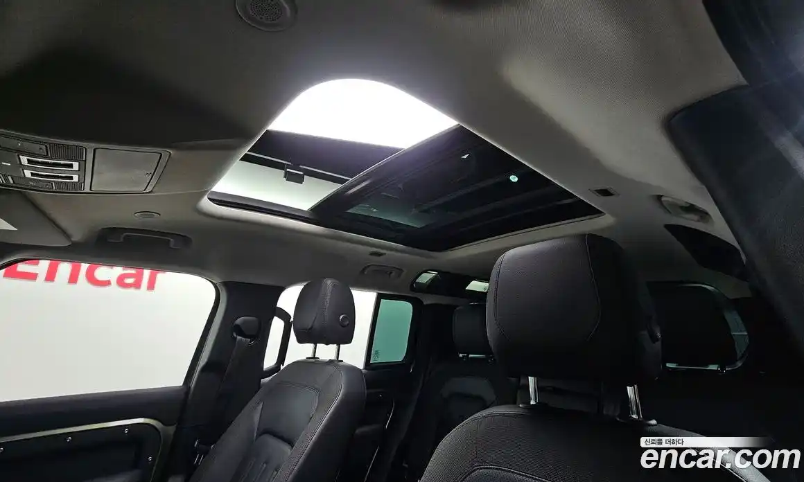 Land Rover Defender 2020 2.0 Автомат в Москве № 198117, фото 13