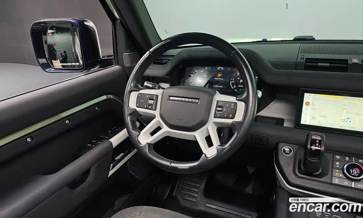 Land Rover Defender 2020 2.0 Автомат в Москве № 198117, фото 18