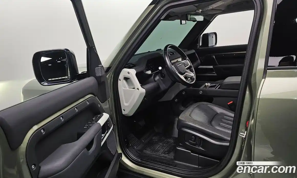 Land Rover Defender 2020 2.0 Автомат в Москве № 198117, фото 19