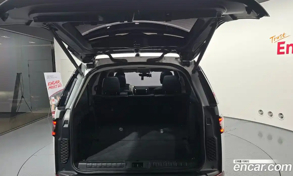 Land Rover Discovery 2018 2.0 Автомат в Москве № 198310, фото 20