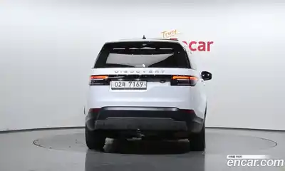 Land Rover Discovery 2018 2.0 Автомат в Москве № 198310, миниатюра 4
