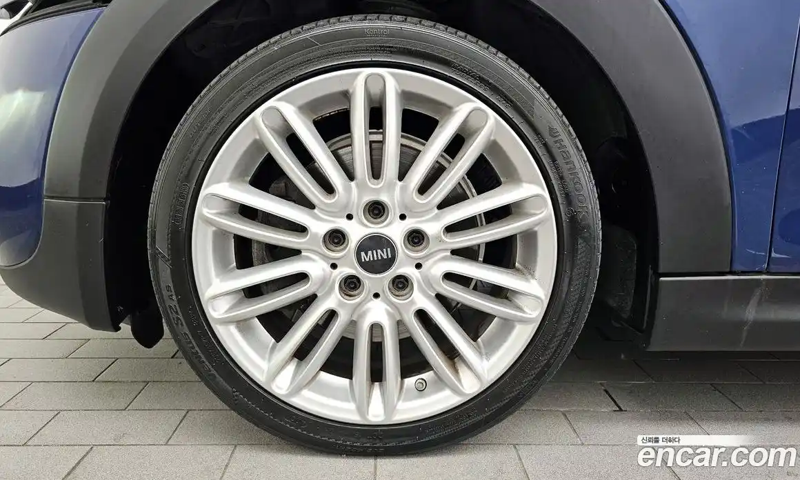 Mini Cooper 2017 2.0 Автомат в Москве № 198353, фото 20