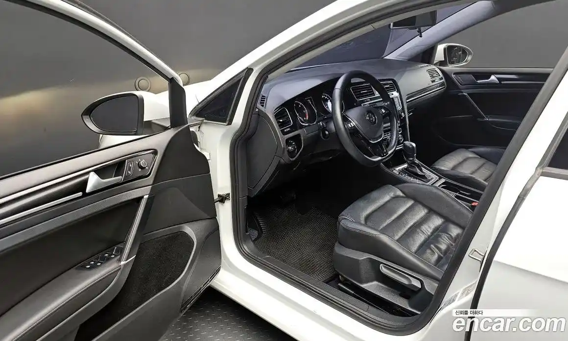 Volkswagen Golf 2015 2.0 Автомат в Москве № 199234, фото 13