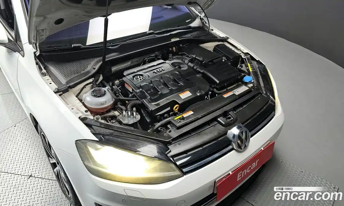 Volkswagen Golf 2015 2.0 Автомат в Москве № 199234, фото 15